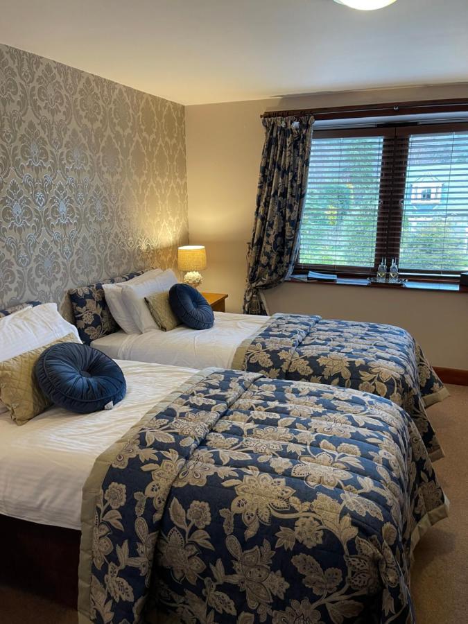 The Auld Kirk Bed & Breakfast Ballater Exterior photo